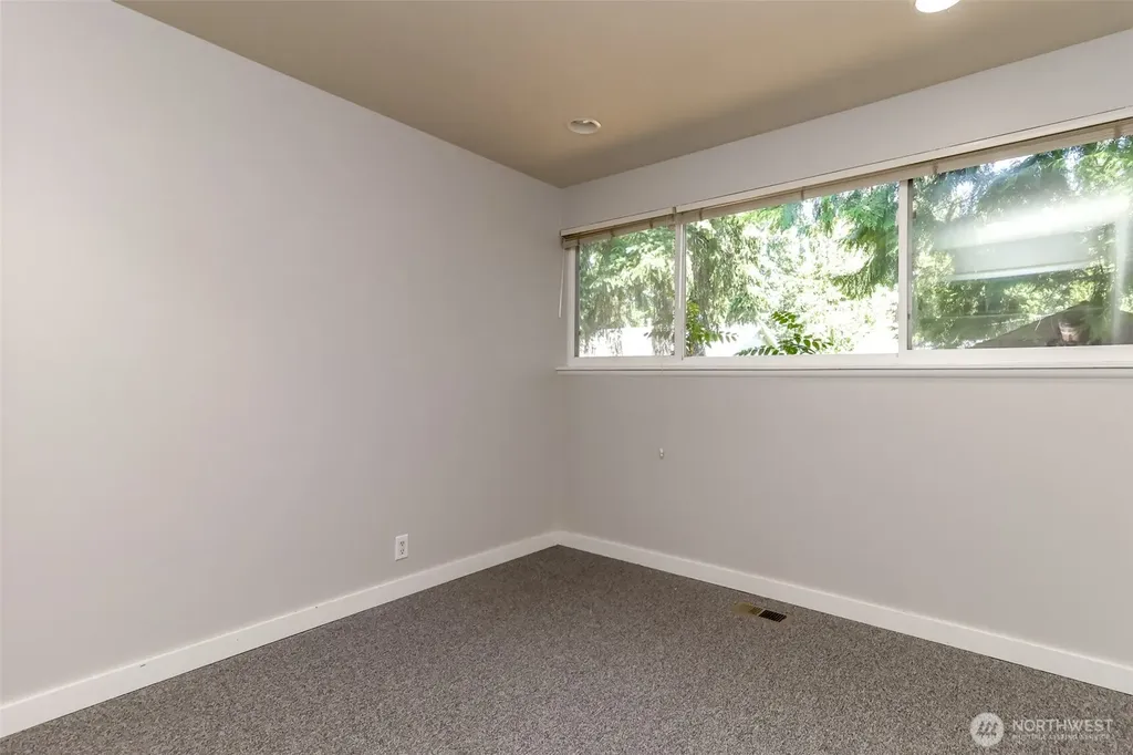 11418 NE 19th Street Bellevue WA 98004