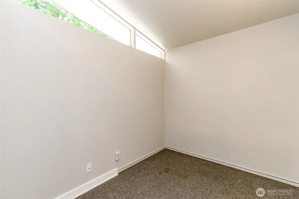 11418 NE 19th Street Bellevue WA 98004