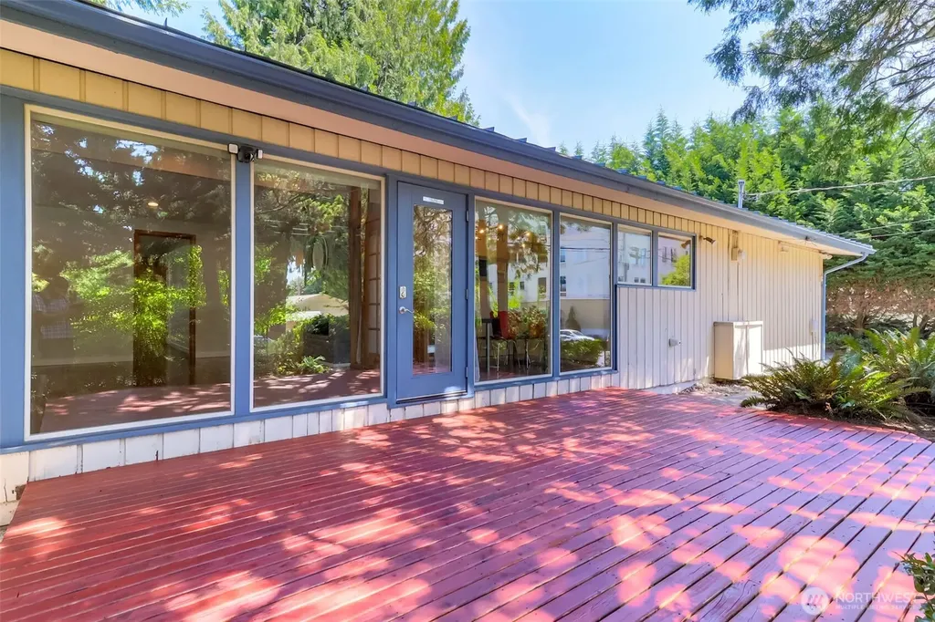 11418 NE 19th Street Bellevue WA 98004