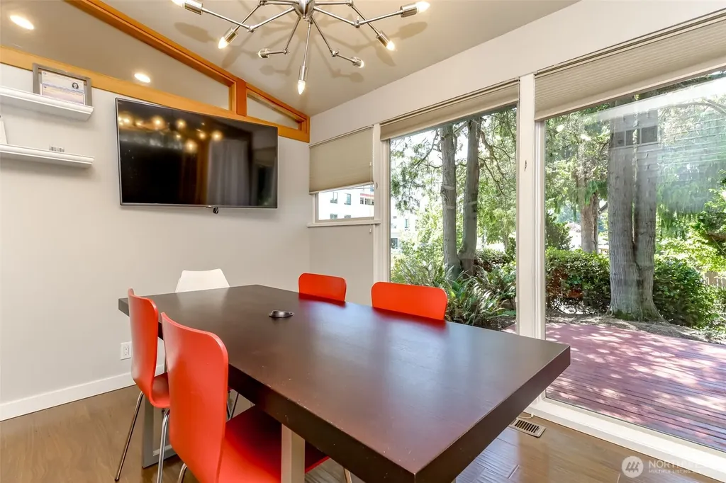 11418 NE 19th Street Bellevue WA 98004