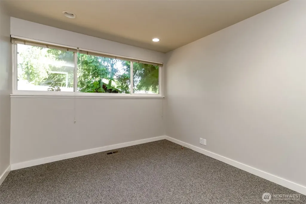 11418 NE 19th Street Bellevue WA 98004