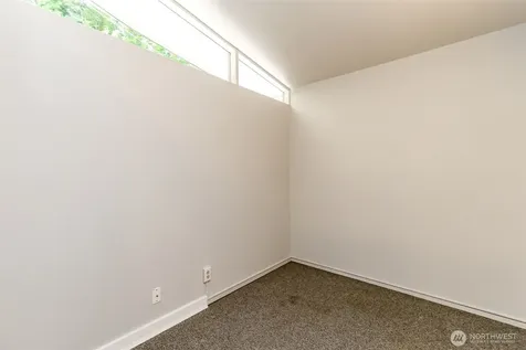 11418 NE 19th Street Bellevue WA 98004