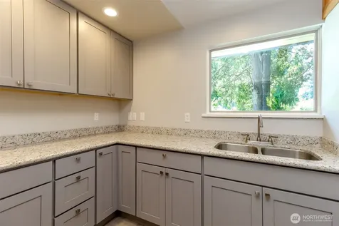 11418 NE 19th Street Bellevue WA 98004