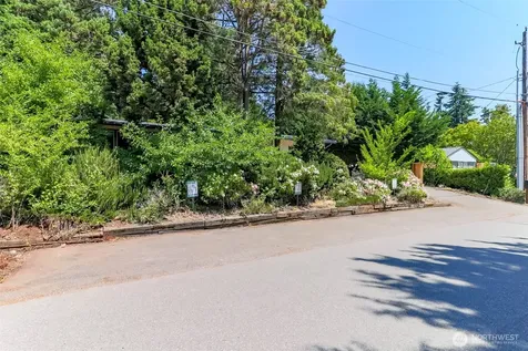 11418 NE 19th Street Bellevue WA 98004