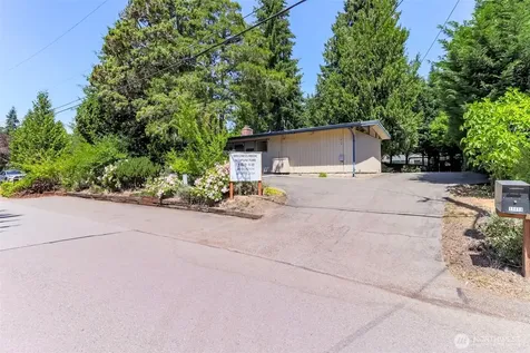 11418 NE 19th Street Bellevue WA 98004