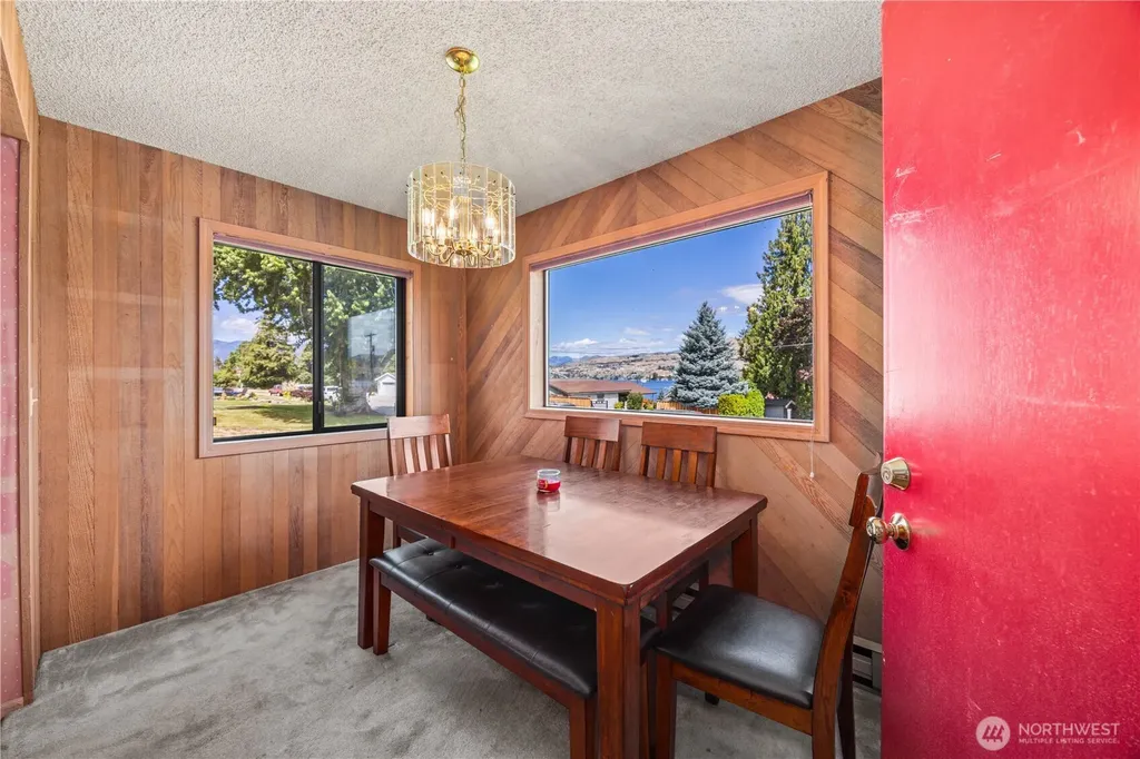 2111 W Terrace Avenue Chelan WA 98816
