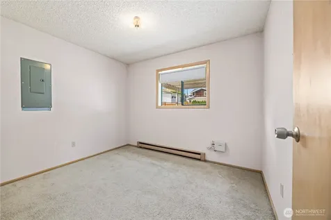 2111 W Terrace Avenue Chelan WA 98816