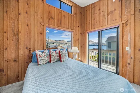 2111 W Terrace Avenue Chelan WA 98816