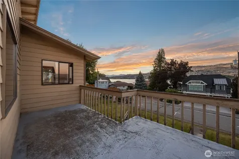 2111 W Terrace Avenue Chelan WA 98816