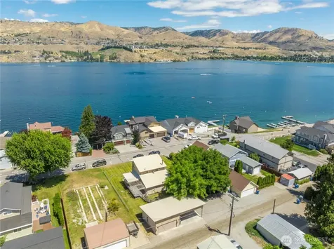 2111 W Terrace Avenue Chelan WA 98816