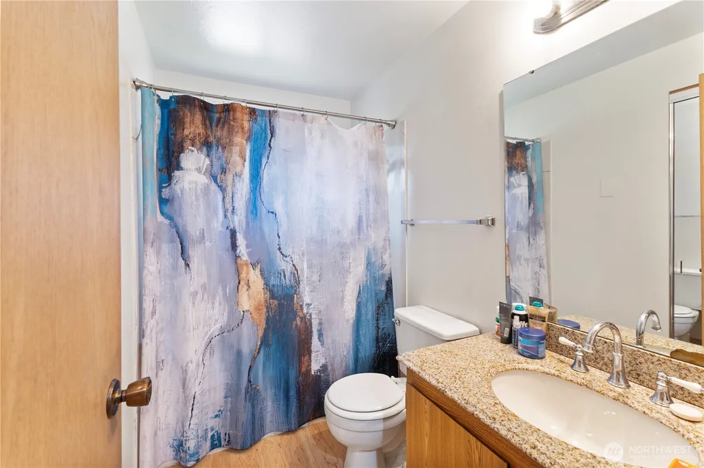 36521 25th Avenue S Federal Way WA 98003
