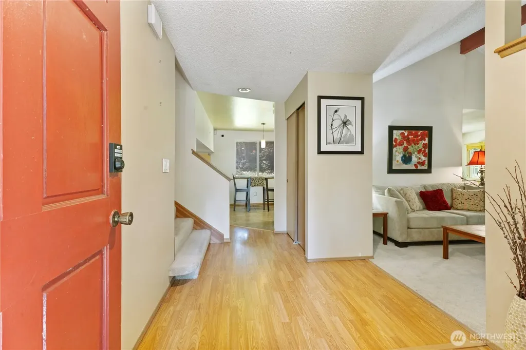 36521 25th Avenue S Federal Way WA 98003