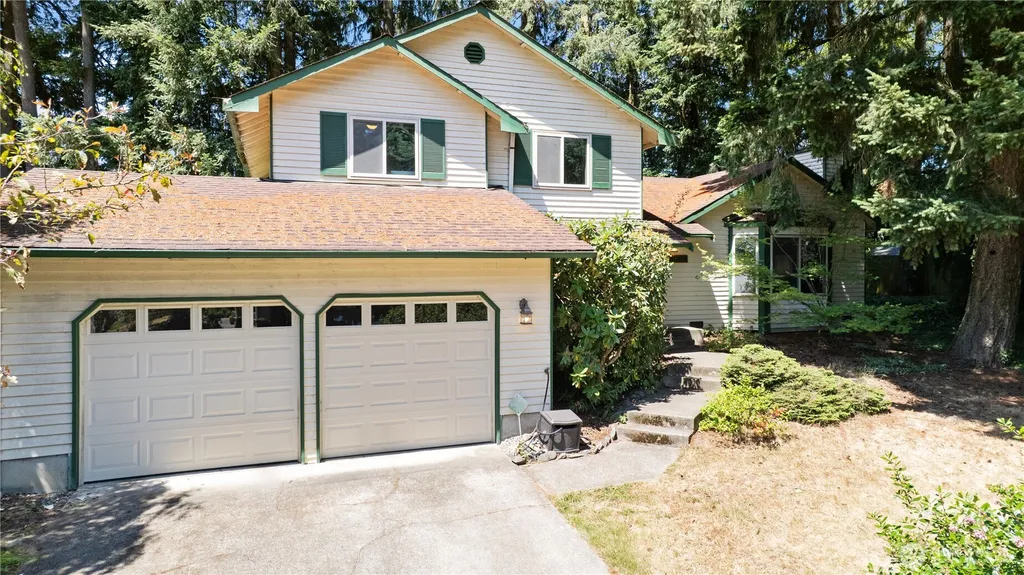 36521 25th Avenue S Federal Way WA 98003