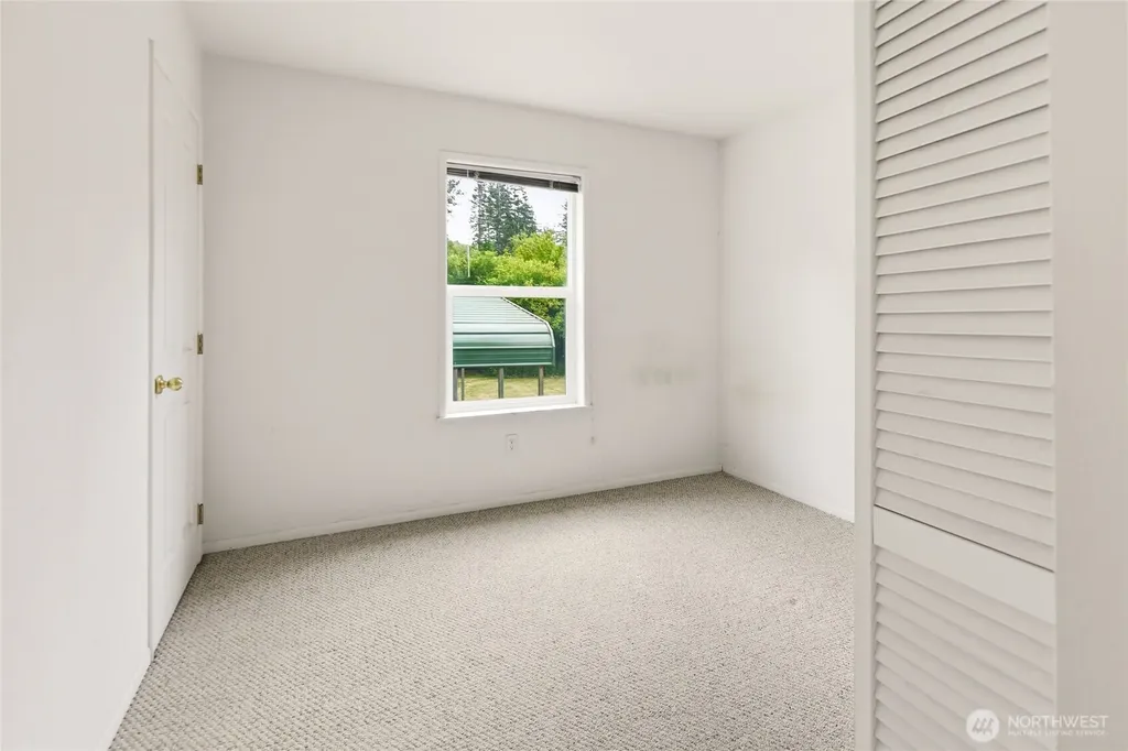 230 Shady Glen Drive Easton WA 98925