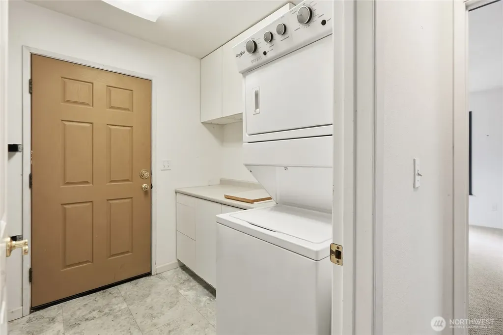 230 Shady Glen Drive Easton WA 98925
