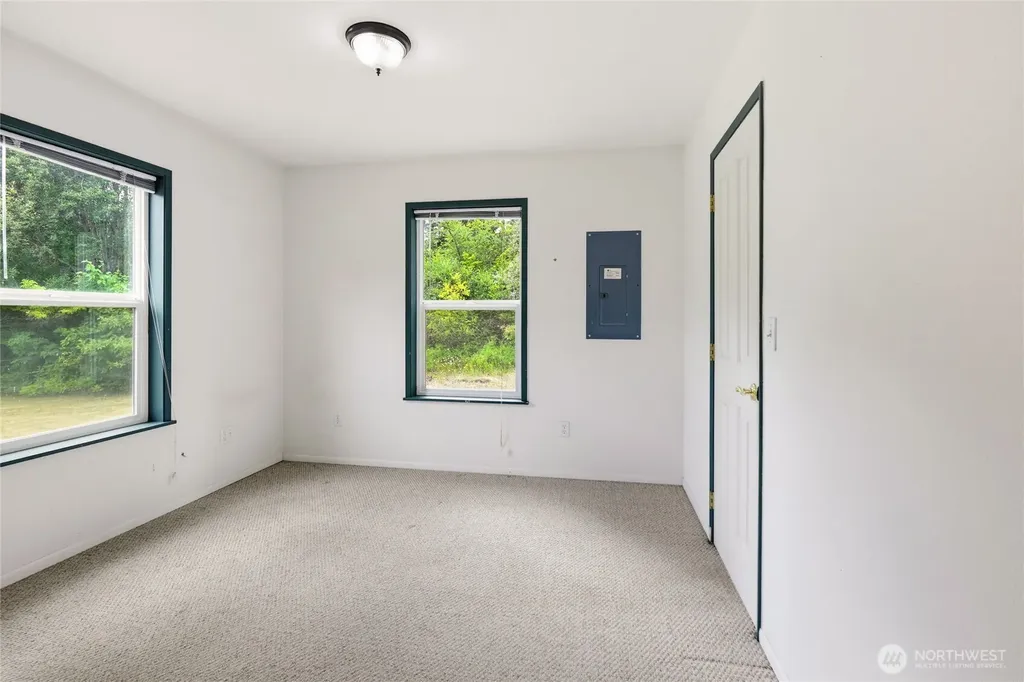 230 Shady Glen Drive Easton WA 98925