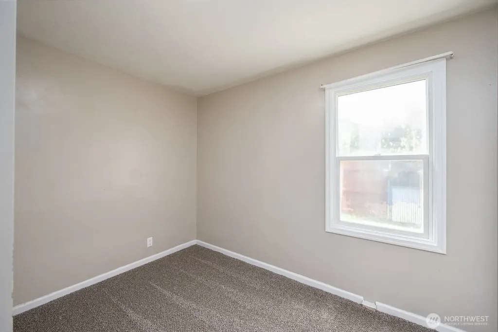 136 NE F Street Ephrata WA 98823