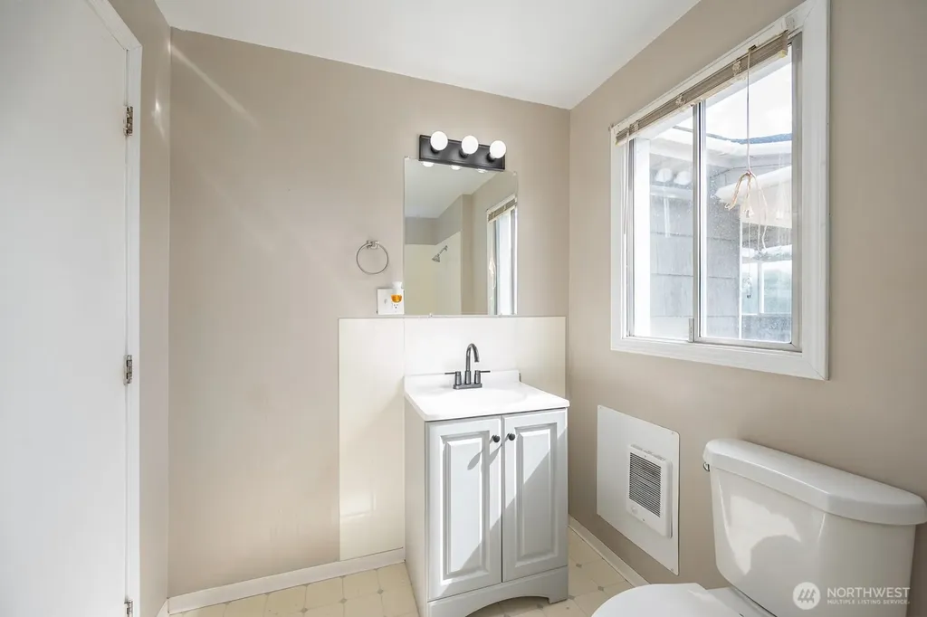 136 NE F Street Ephrata WA 98823