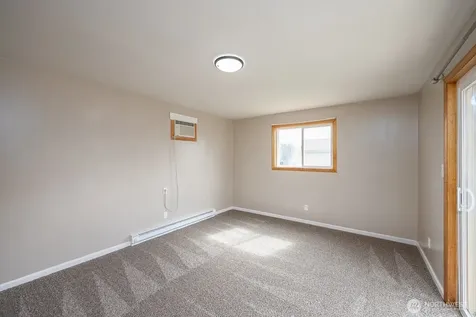 136 NE F Street Ephrata WA 98823