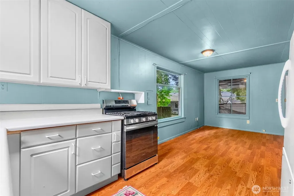 2528 Westwind Drive NW Olympia WA 98502