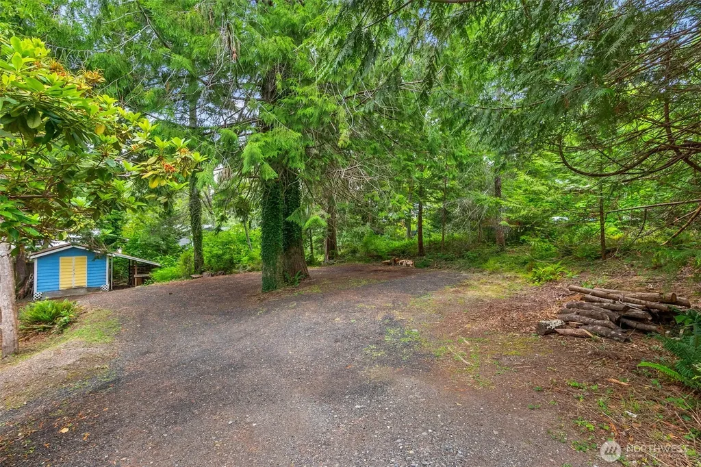 2528 Westwind Drive NW Olympia WA 98502