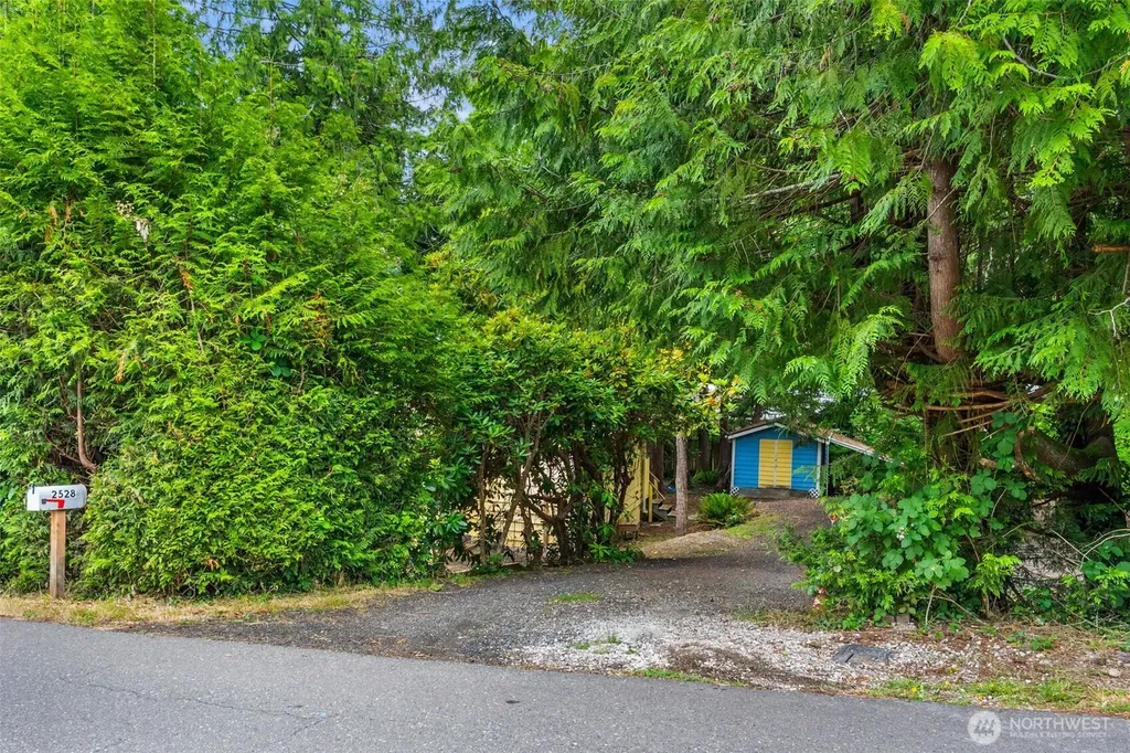 2528 Westwind Drive NW Olympia WA 98502
