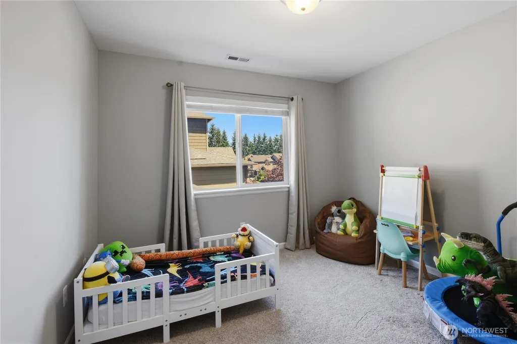 727 172nd Street SW Lynnwood WA 98037