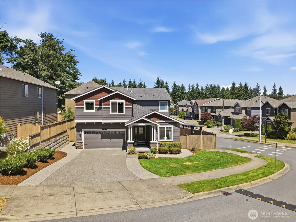 727 172nd Street SW Lynnwood WA 98037