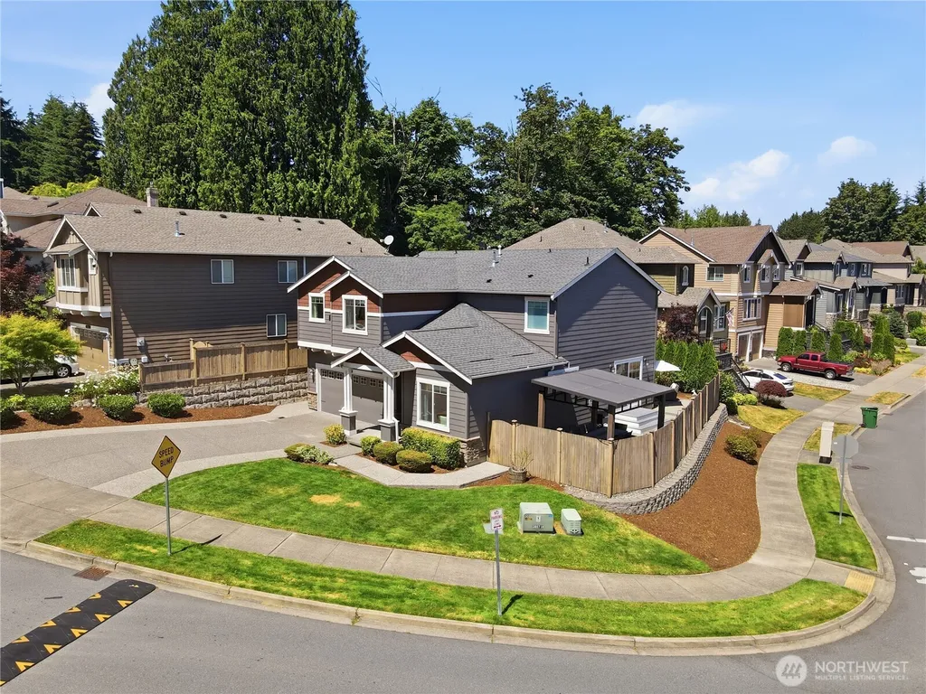 727 172nd Street SW Lynnwood WA 98037