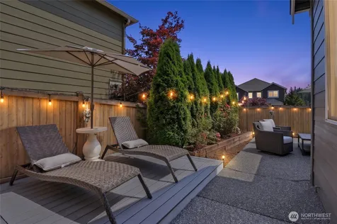 727 172nd Street SW Lynnwood WA 98037