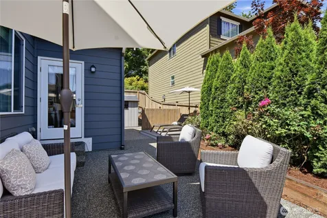 727 172nd Street SW Lynnwood WA 98037