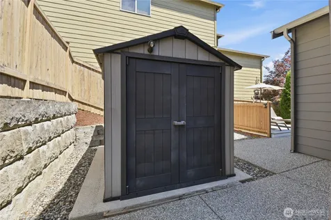 727 172nd Street SW Lynnwood WA 98037