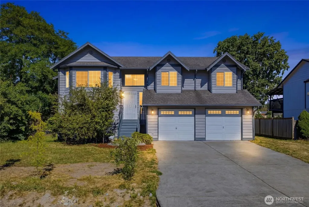 12705 6th Avenue E Tacoma WA 98445