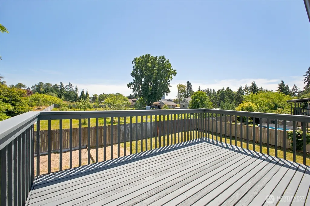 12705 6th Avenue E Tacoma WA 98445