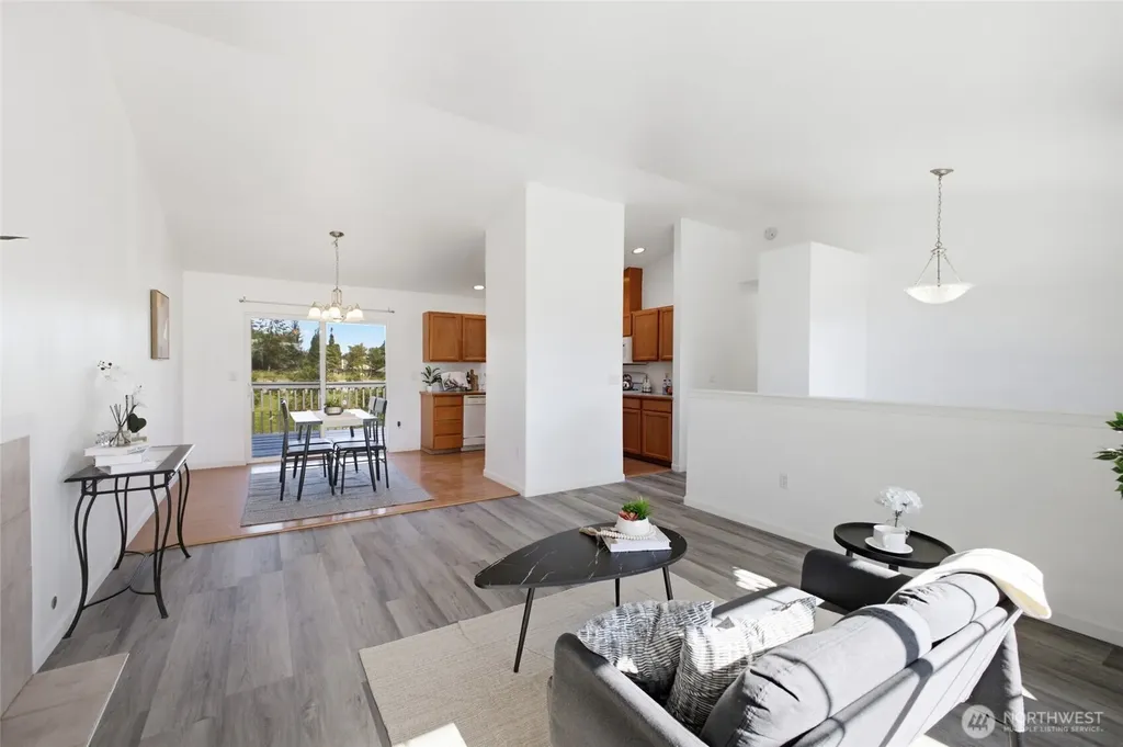 12705 6th Avenue E Tacoma WA 98445