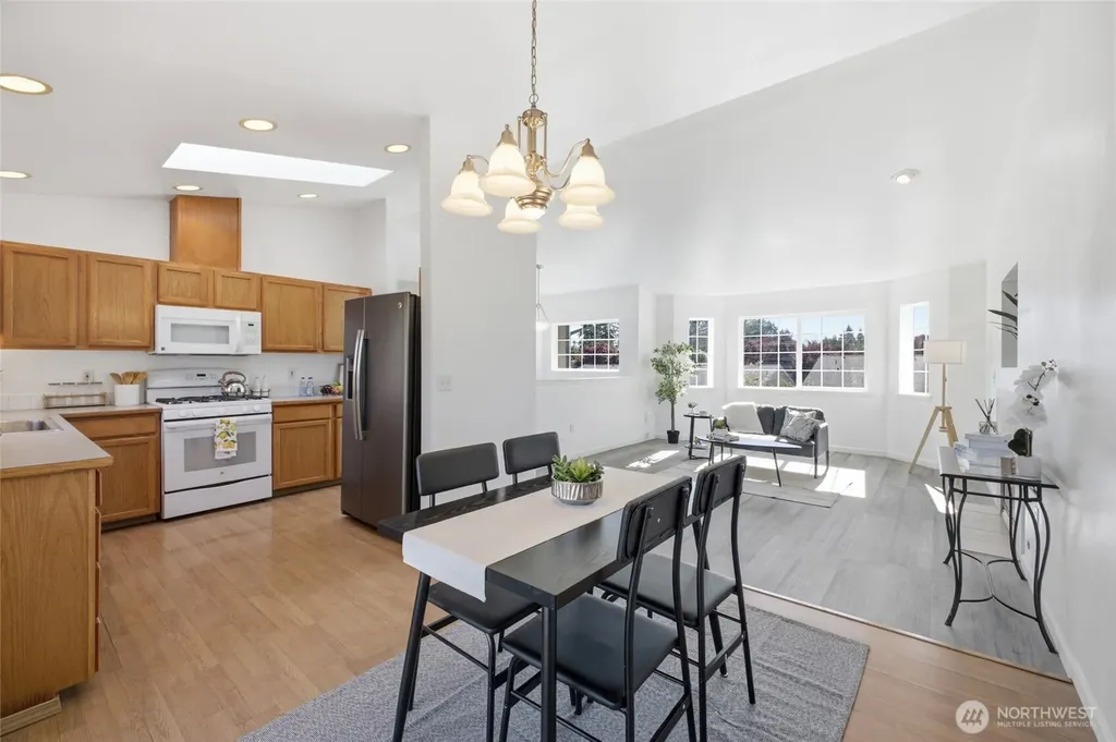 12705 6th Avenue E Tacoma WA 98445