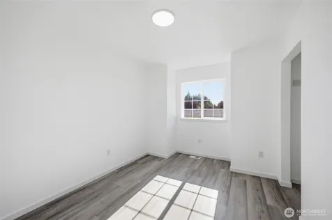12705 6th Avenue E Tacoma WA 98445