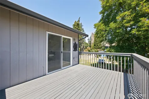 12705 6th Avenue E Tacoma WA 98445