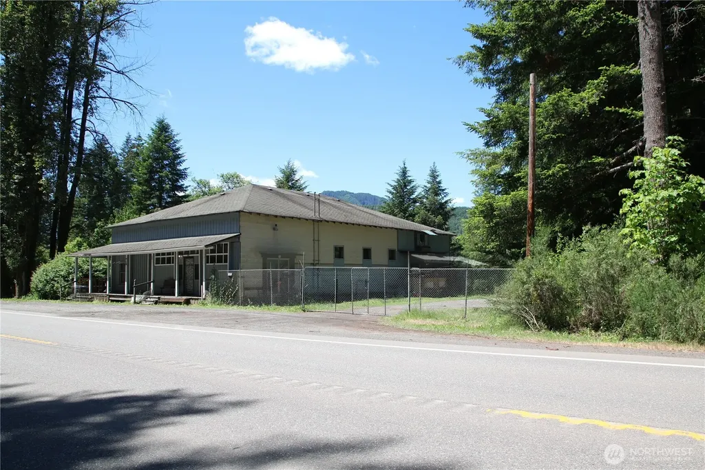 699 State Route 7 Morton WA 98356