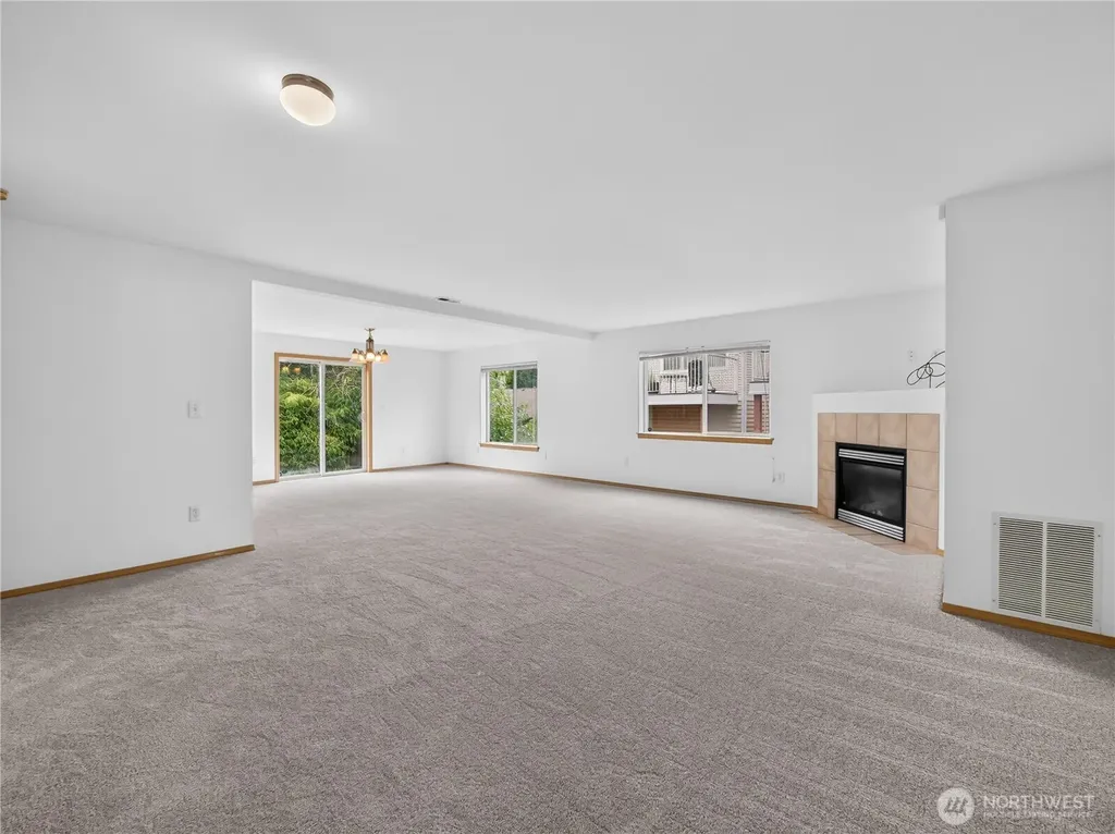 3925 152nd Pl SE Bothell WA 98012