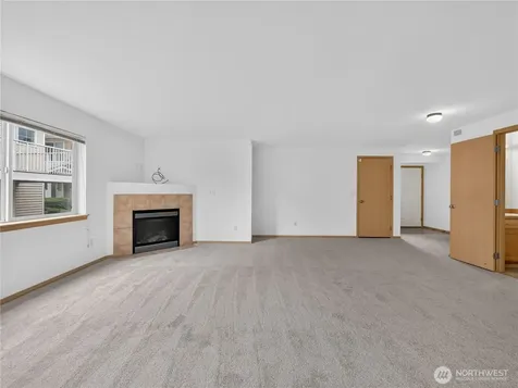 3925 152nd Pl SE Bothell WA 98012