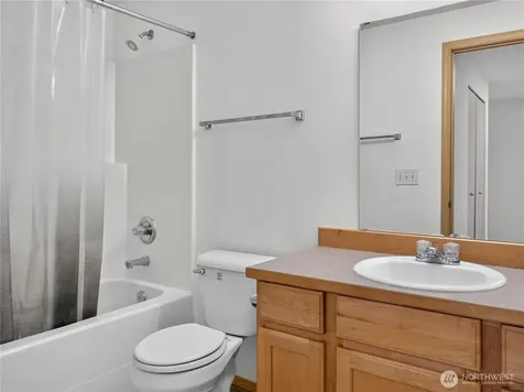 3925 152nd Pl SE Bothell WA 98012