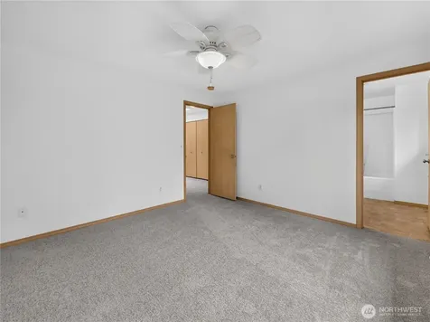3925 152nd Pl SE Bothell WA 98012