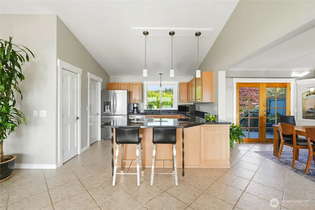 6179 Blue Haven Way Clinton WA 98236