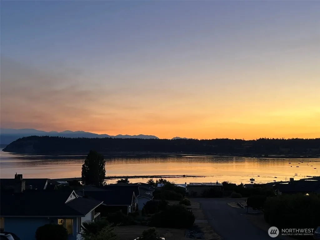 6179 Blue Haven Way Clinton WA 98236
