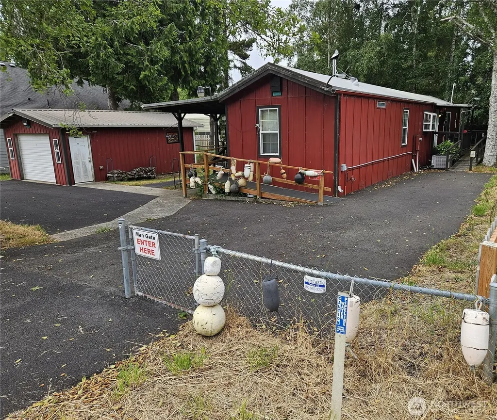2707 240th Place Ocean Park WA 98640