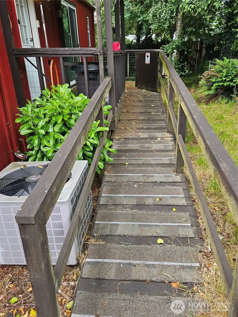 2707 240th Place Ocean Park WA 98640