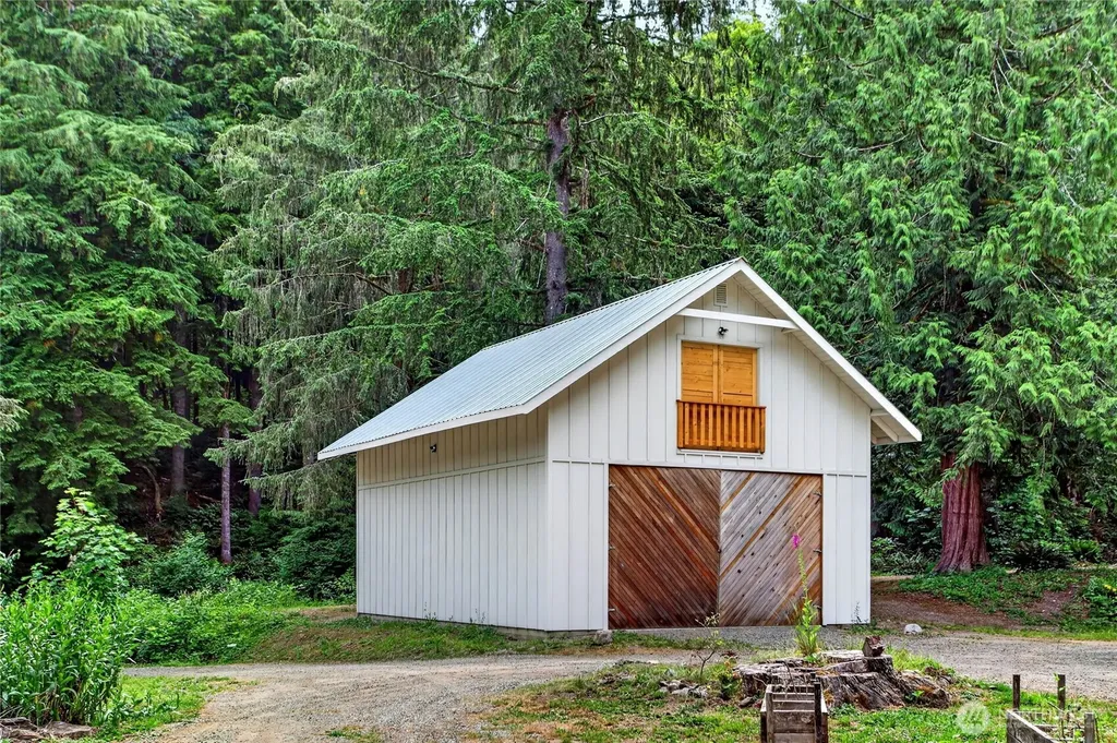 16928 464th Way SE North Bend WA 98045