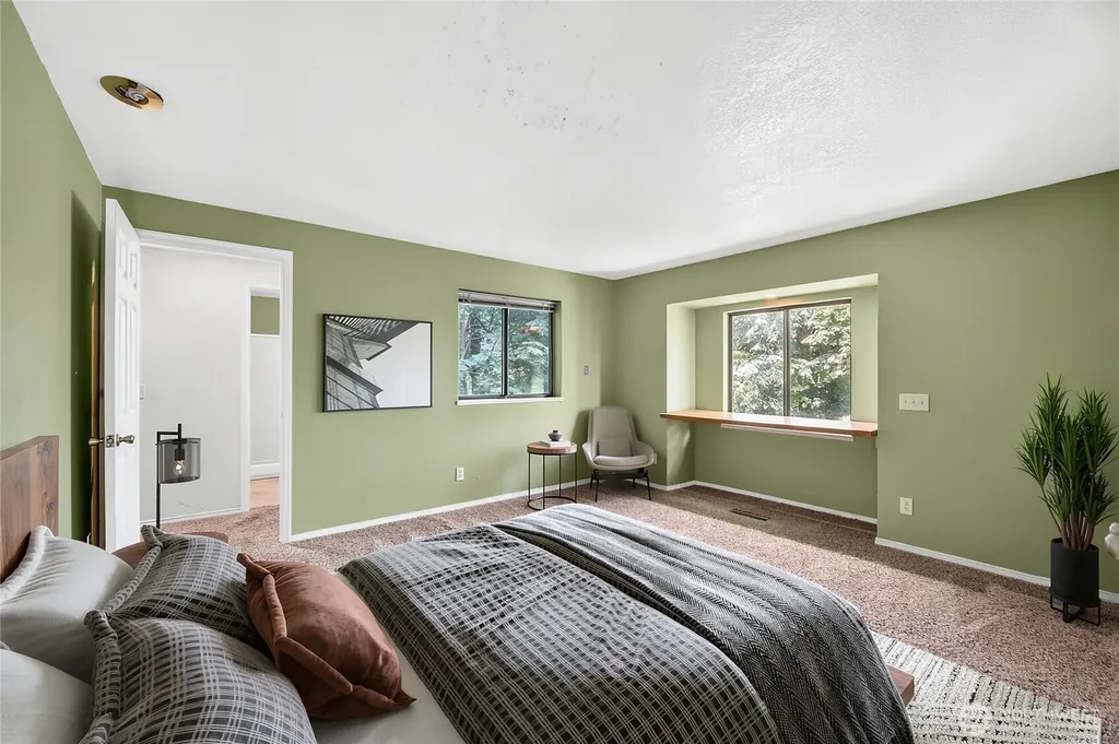16928 464th Way SE North Bend WA 98045