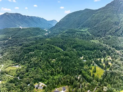 16928 464th Way SE North Bend WA 98045